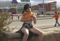 Русская эротика на улице с обнажением в публичных местах